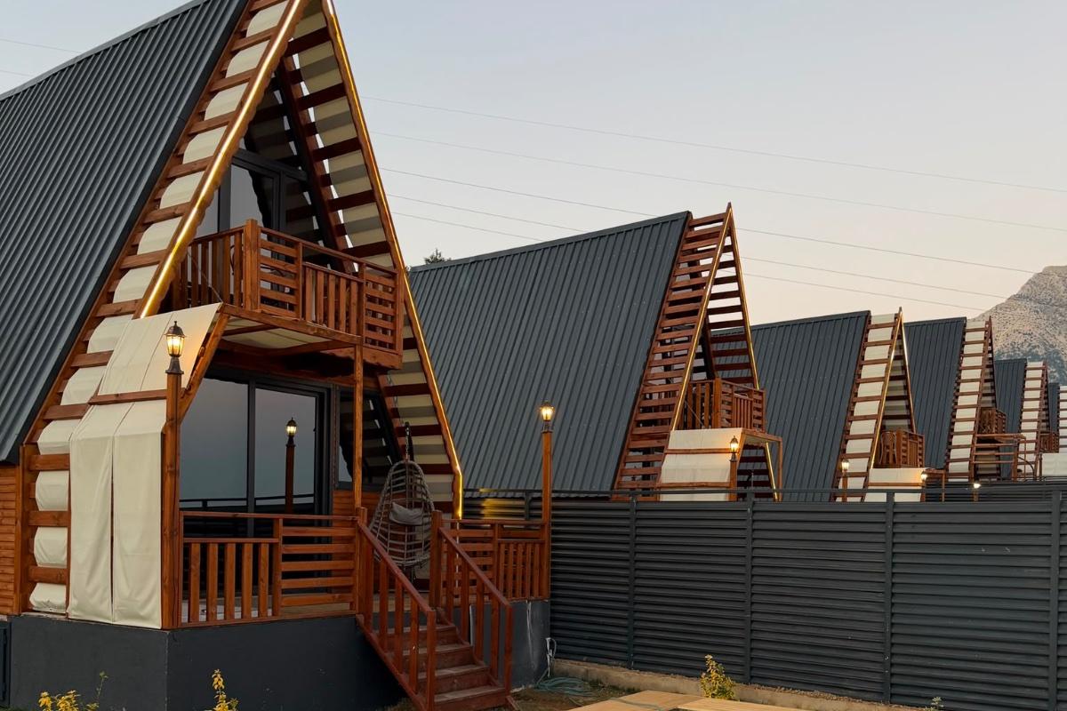 AdaLisa Bungalow Kapılarını Açtı!